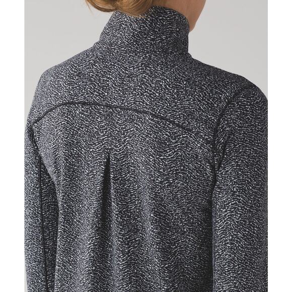 Lululemon Heathered Black 1/2 Zip Long Sleeve Pullover size 10 - Picture 9 of 11